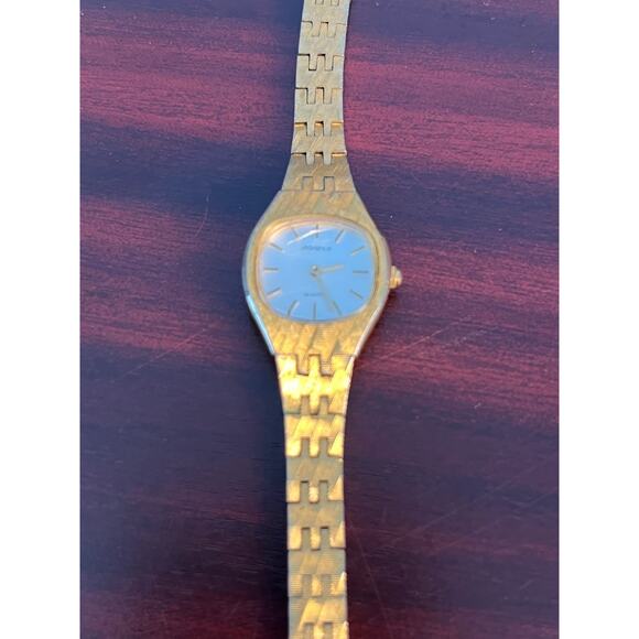 VTG Advance Quartz Women's Wristwatch Gold Tone Y120A Untested - Picture 5 of 10